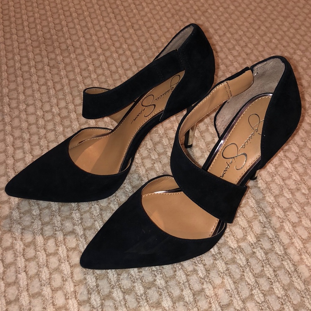 jessica simpson black velvet pumps size 6.5 (37)